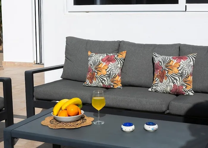 Vakantiehuis Exceptional With Private Pool